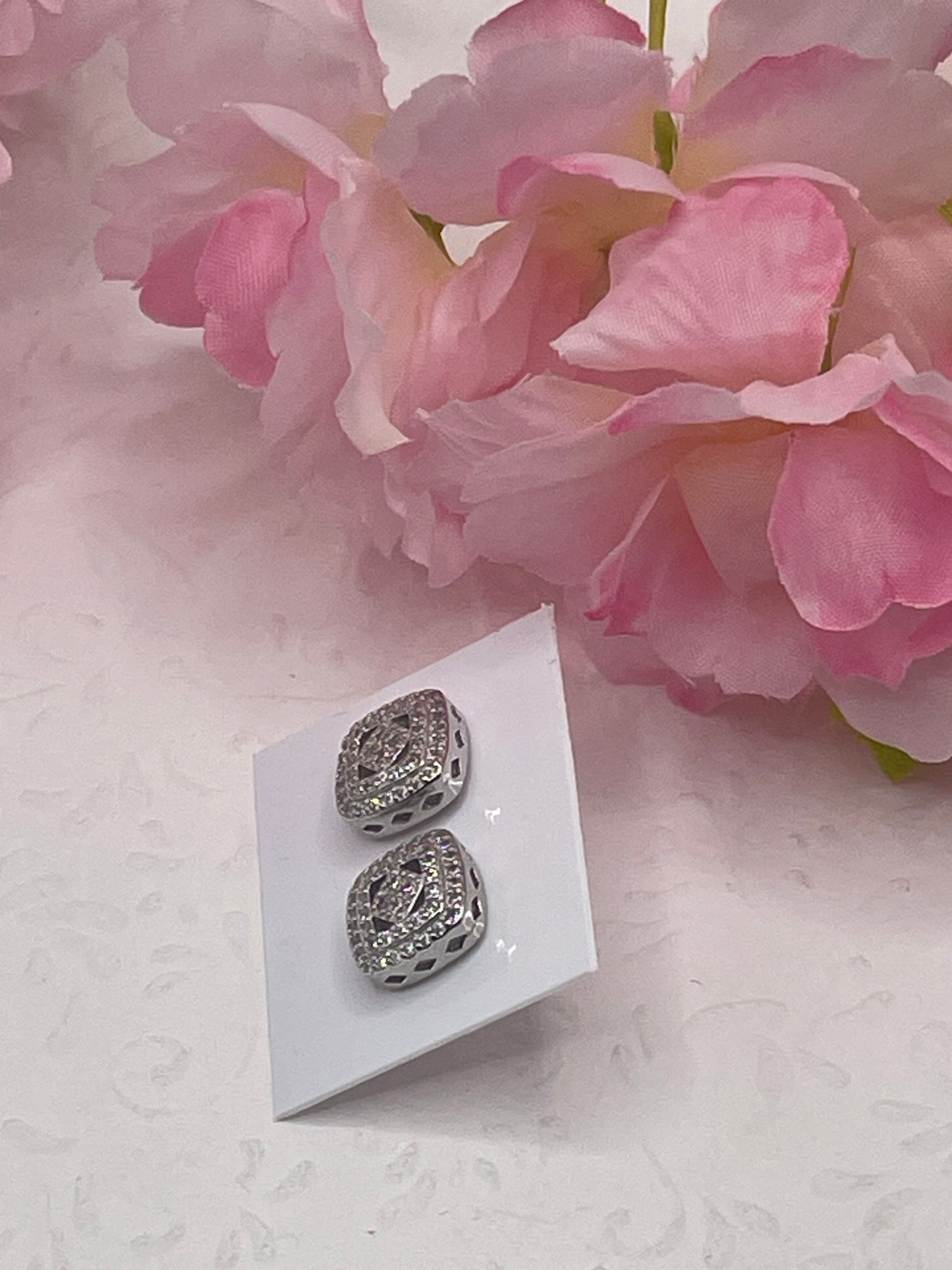 Ezüst cirkónia köves fülbevaló " A sivatag homokja "